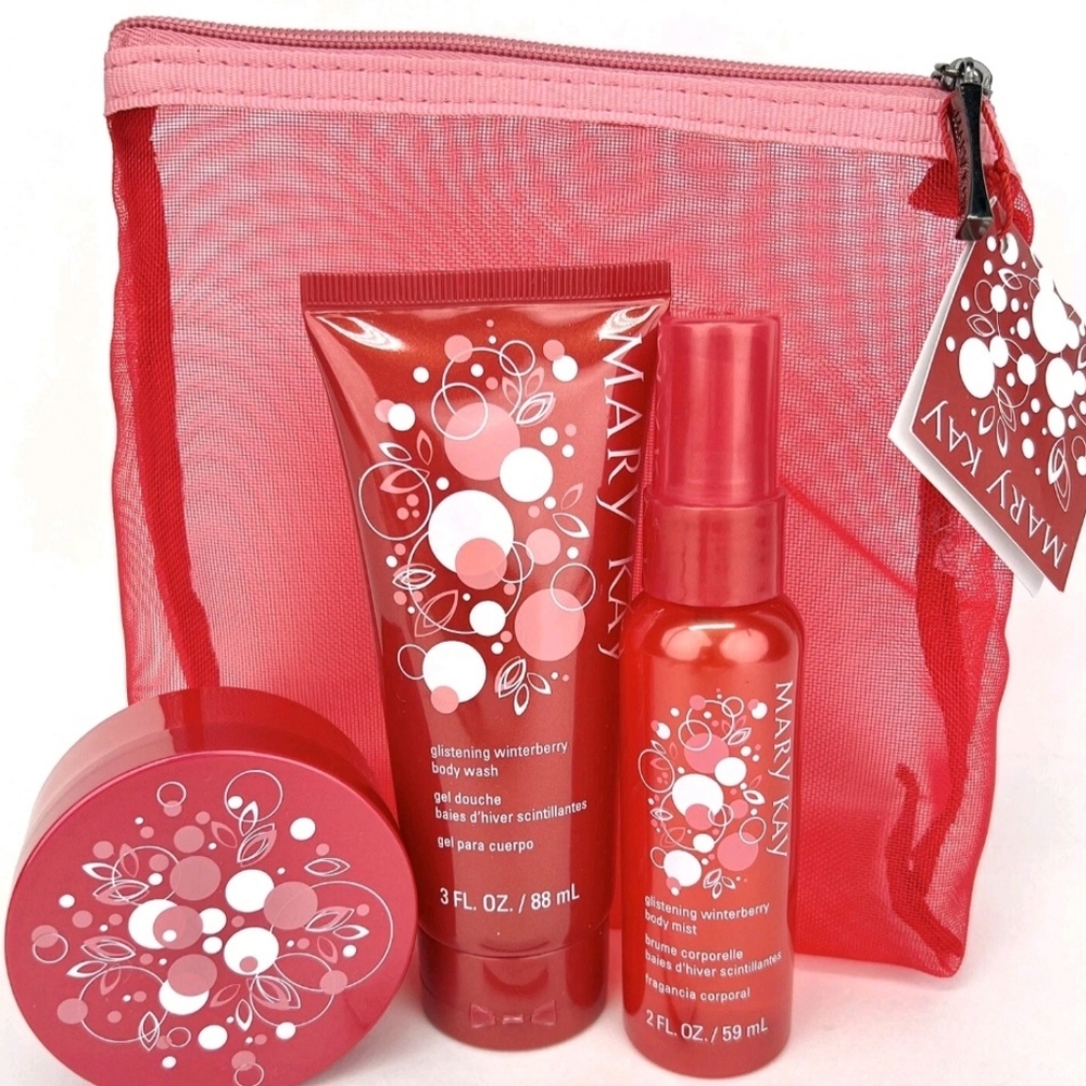 Mary Kay Winterberry Body Care Trio in Red